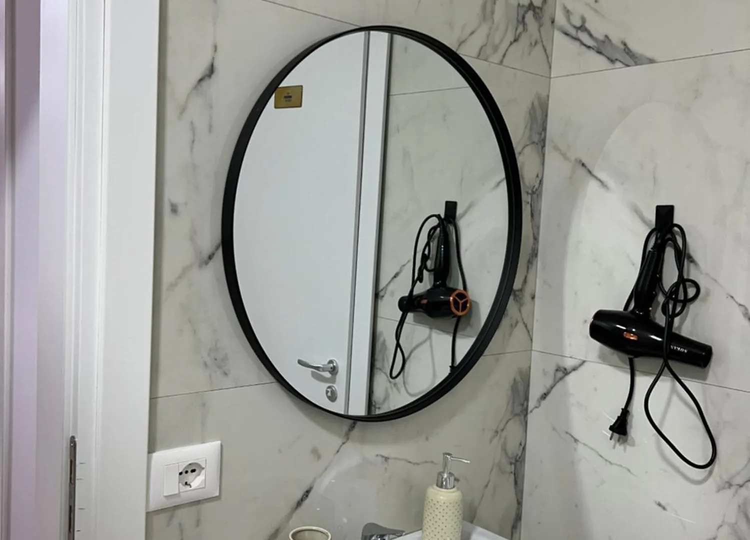 Dennys Apartments New Bazaar Delight Tirana